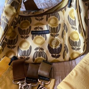 Petunia Pickle Bottom diaper bag. UEC! Gender neutral yellow.